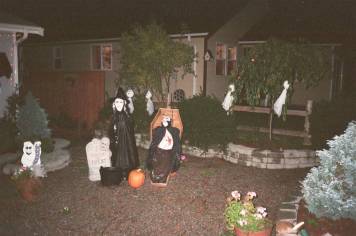 Maison décorée pour Halloween - © https://flic.kr/p/3e2FpK