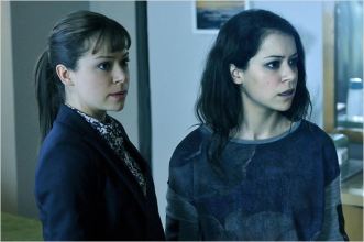 Tatiana Masley en Sarah et Alison Hendrix - © http://www.allocine.fr/series/ficheserie-11450/photos/detail/?cmediafile=21104277